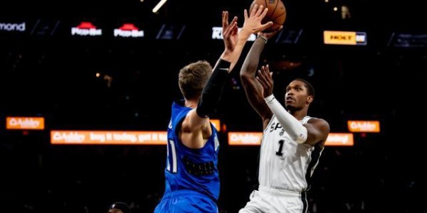 Kaiyun sports-【现场】球迷归来注入能量 年轻马刺延续揭幕战佳绩