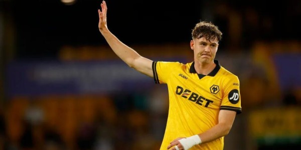 网页版登录入口地址-天空：狼队拒绝了利兹联对拉森的报价，狼队对其估值4000万镑