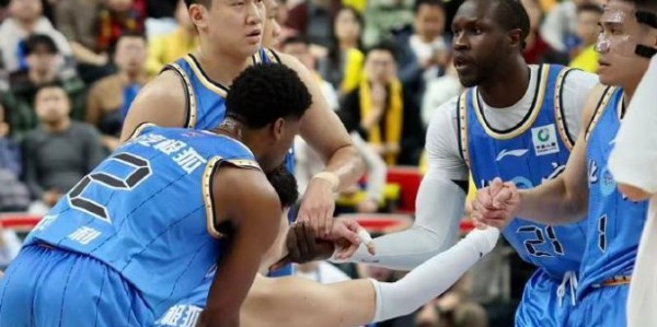 官方网站-CBA最新排名，上海队稳居第2，首钢队跌至第5，辽宁队第10