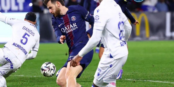 巴尔科拉制胜，PSG客场击败欧塞尔