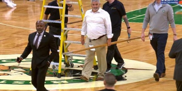 官方网站-最高舞台要有最高标准，NBA请专家保障篮筐标准