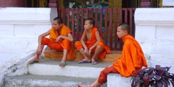 网页版登录入口地址-海外转播覆盖面比较:2017中超&amp;gt;2021年日本+韩国